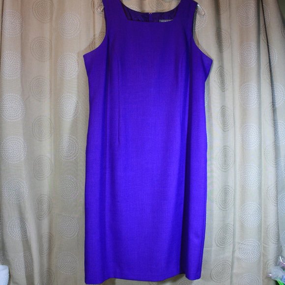 Koret Dresses & Skirts - Koret Sheath Dress